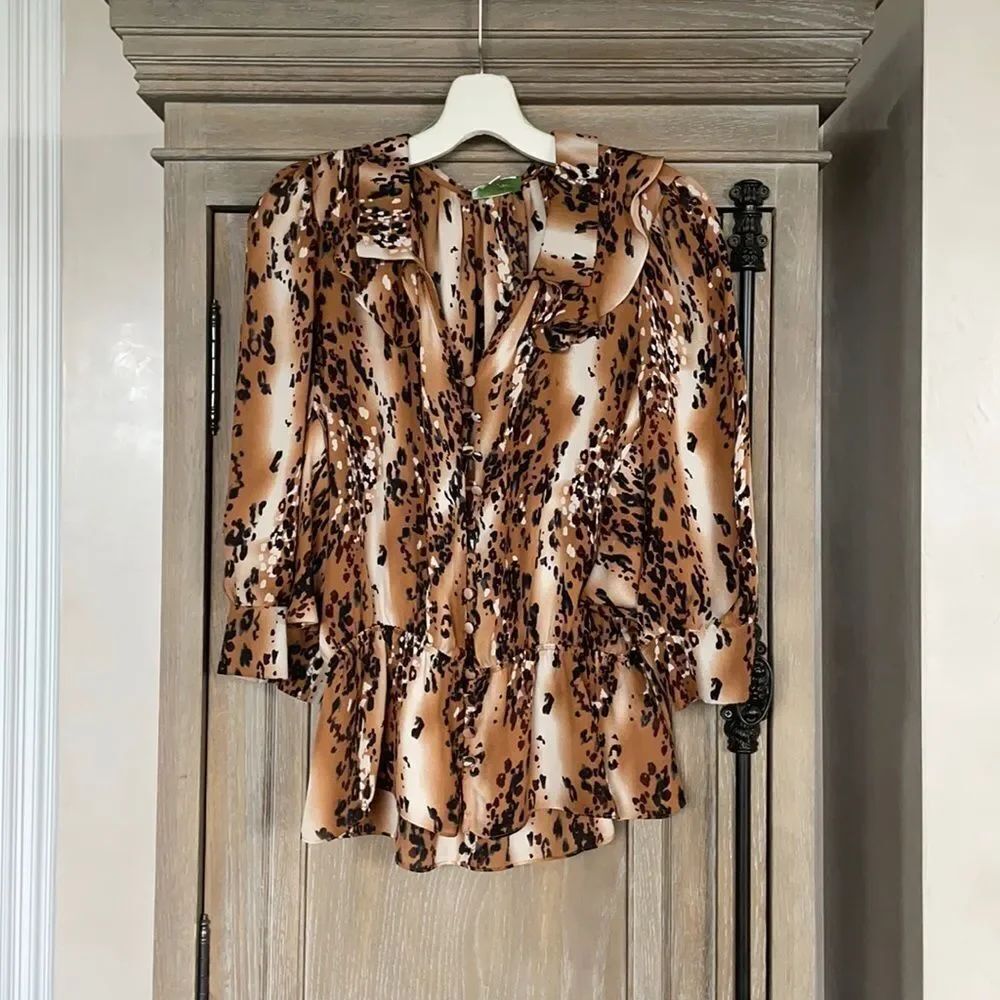Parker silk leopard button ruffle blouse small